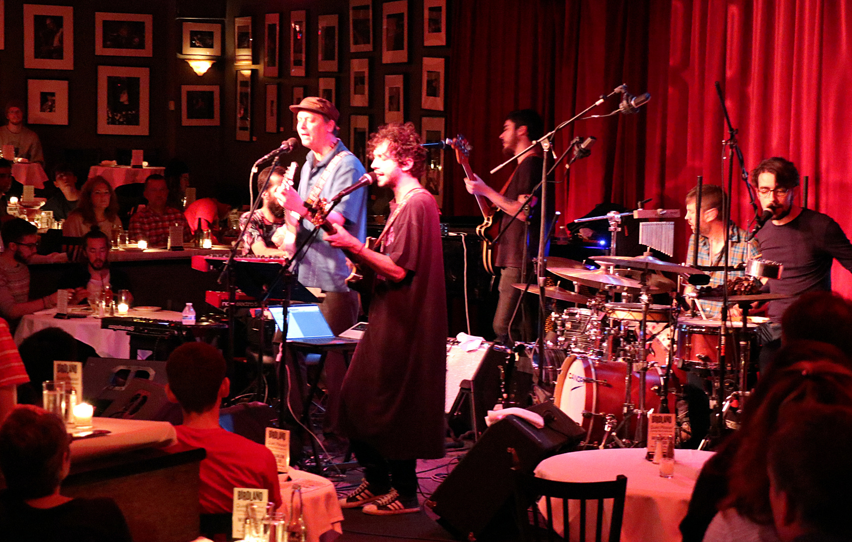 Grooving Birdland Jazzklub