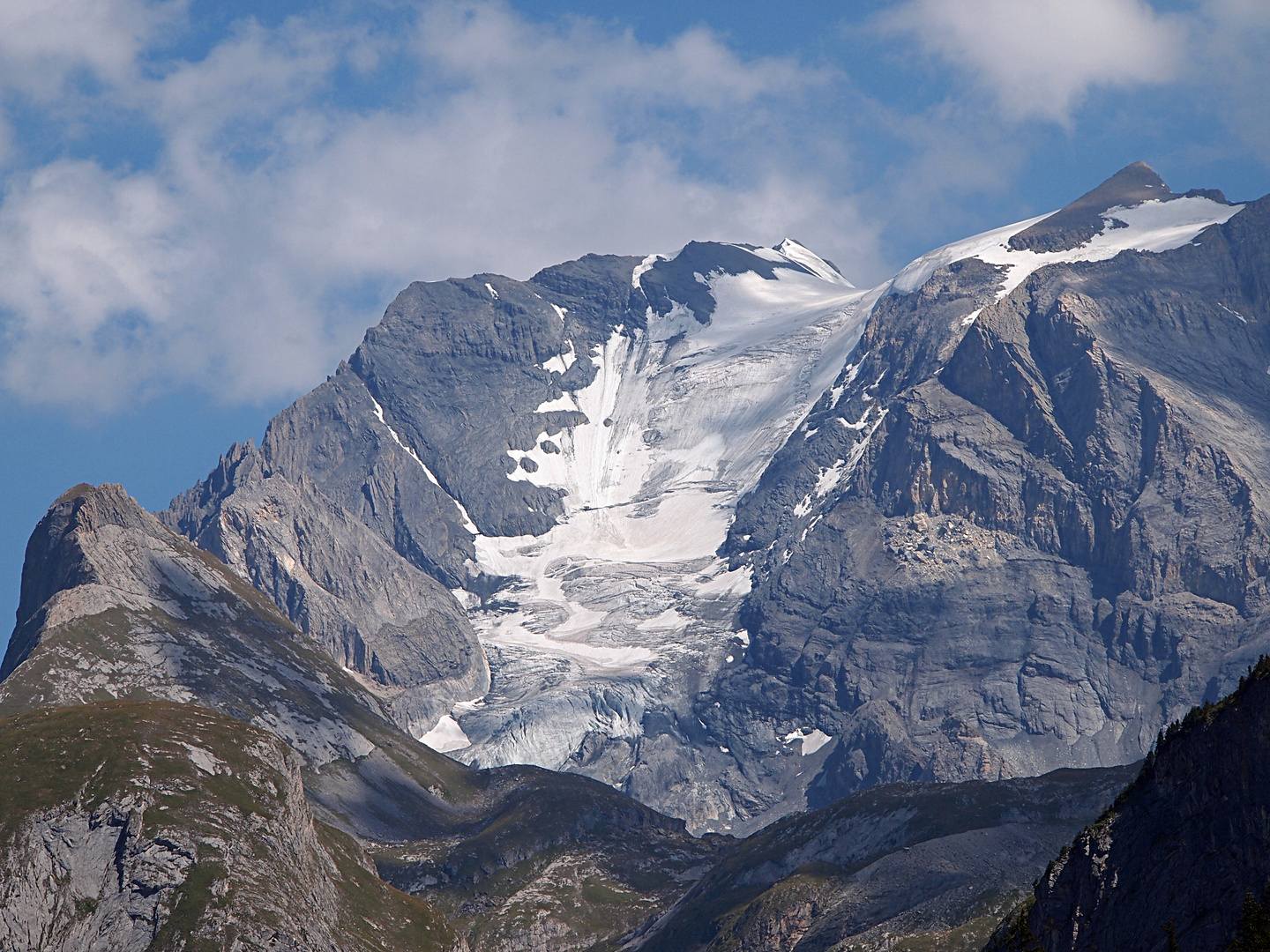 gros plan d un glacier vanoise...