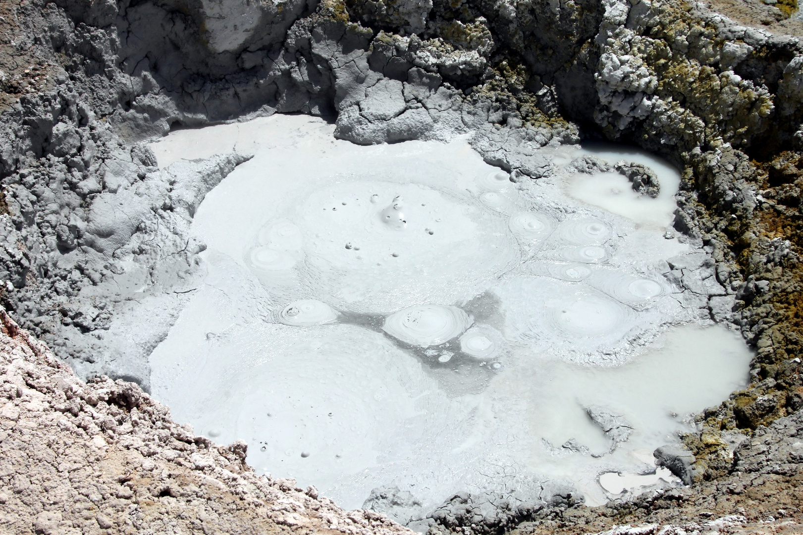 gros plan geyser en formation photo et image nature, world, andes