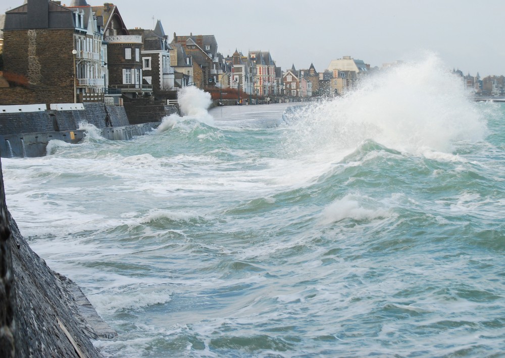 GROS TEMPS A ST MALO