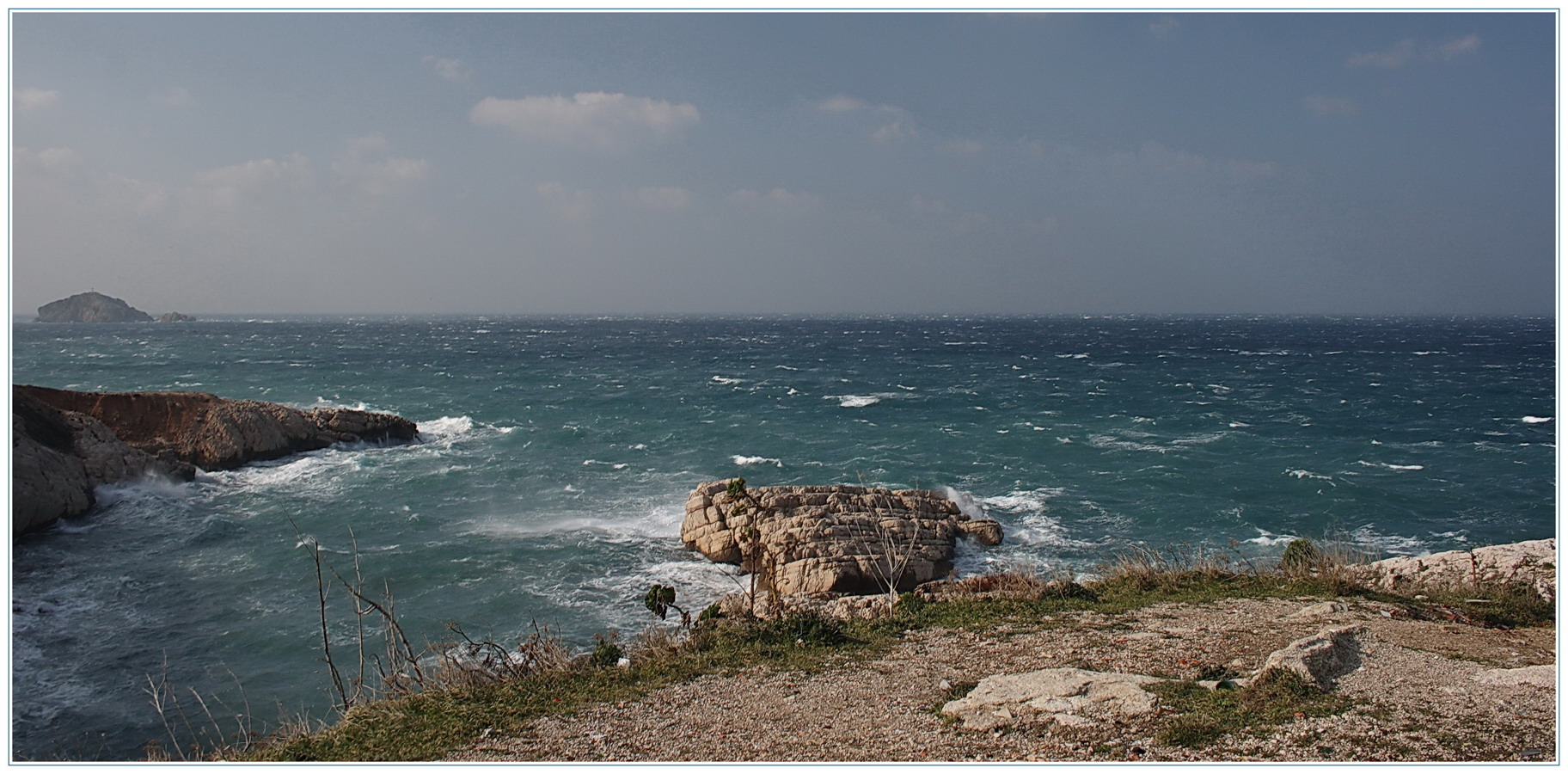 Gros temps en Méditérranée.