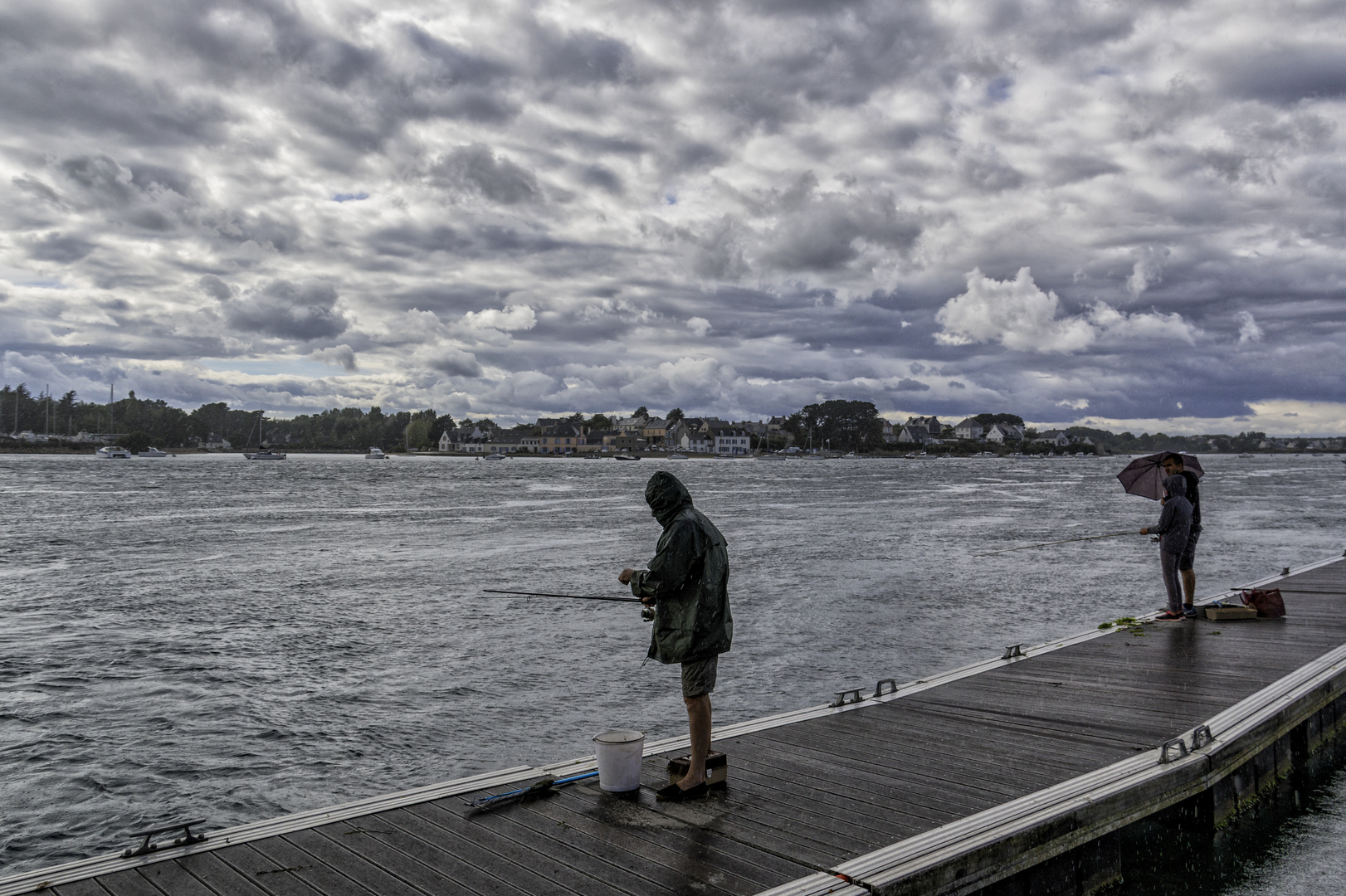 Gros temps sur le port 