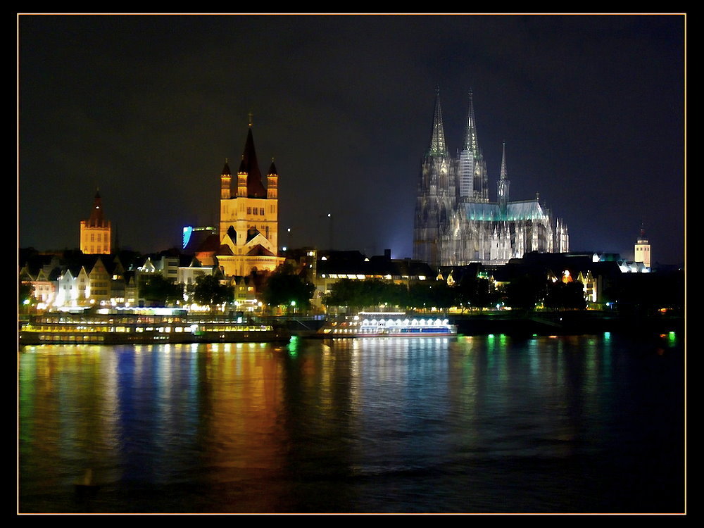 Groß Sankt Martin und Kölner Dom