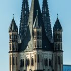 Gross Sankt Martin vor dem Kölner Dom