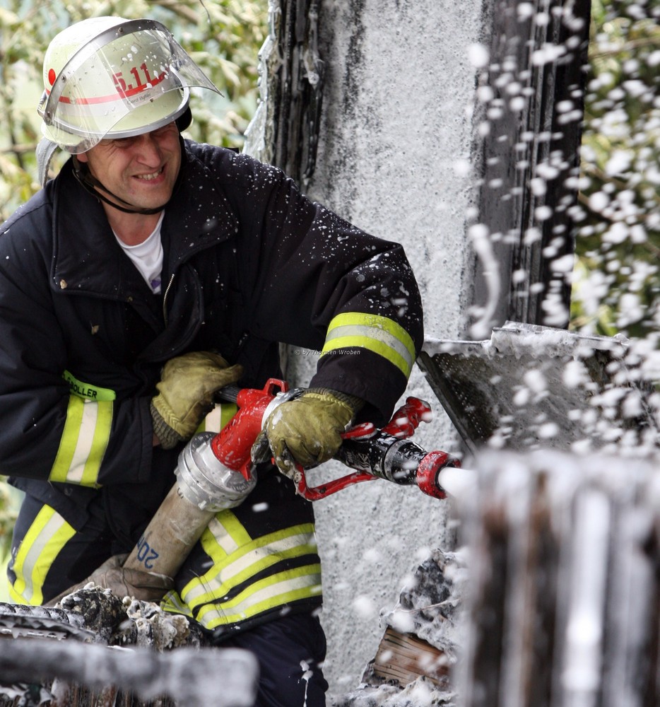 Großbrand IKS-Steegers Wilnsdorf 9.7.07 XI