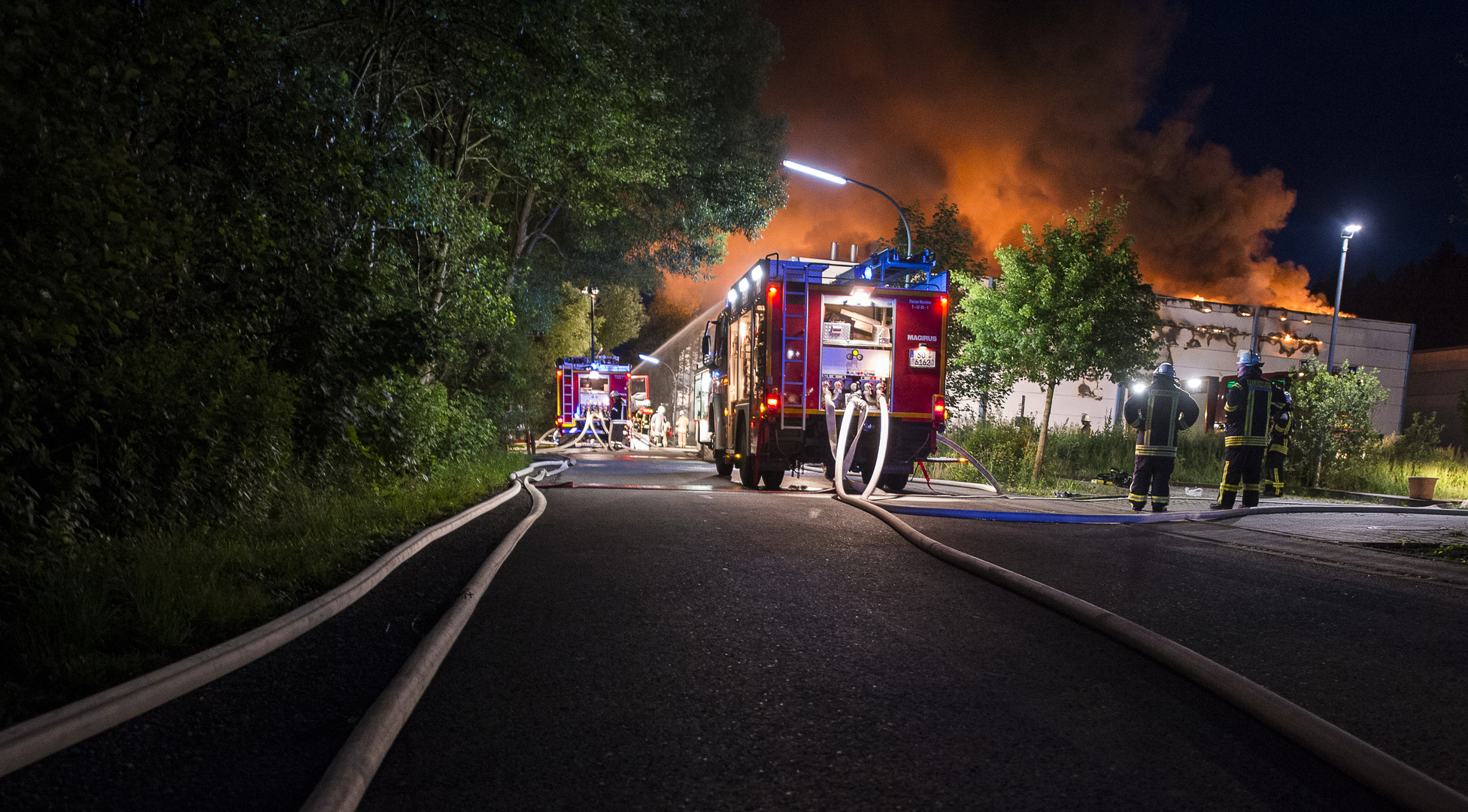 Großbrand in Galvanik-Betrieb