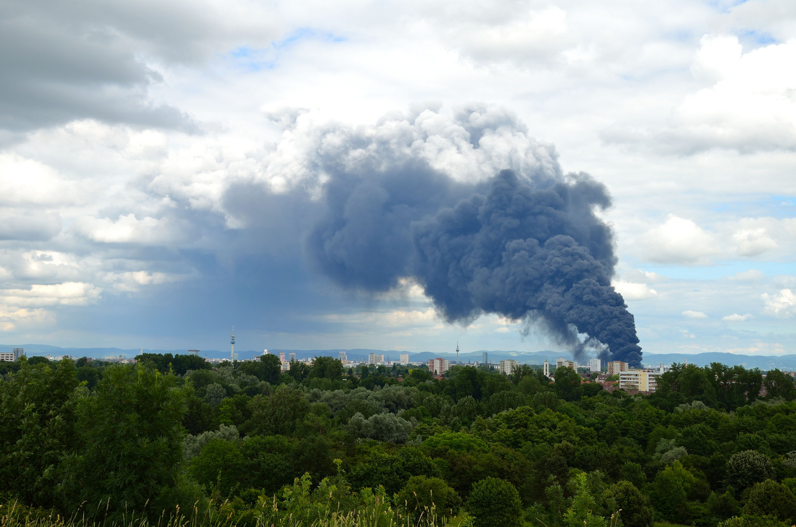 Großbrand in Ludwigshafen am Rhein