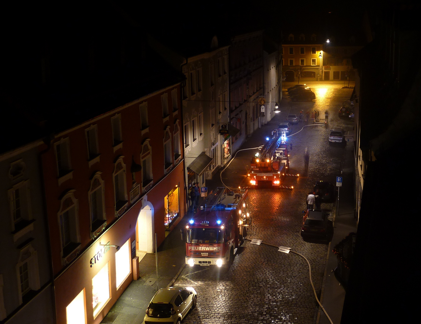 Großbrand Straubing 30.12.09 Feuerwehrfahrzeuge