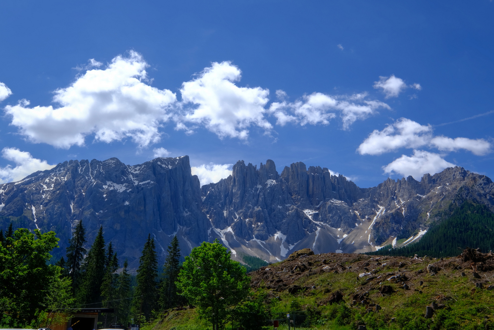 ... Große  Dolomitenstraße 1 ...