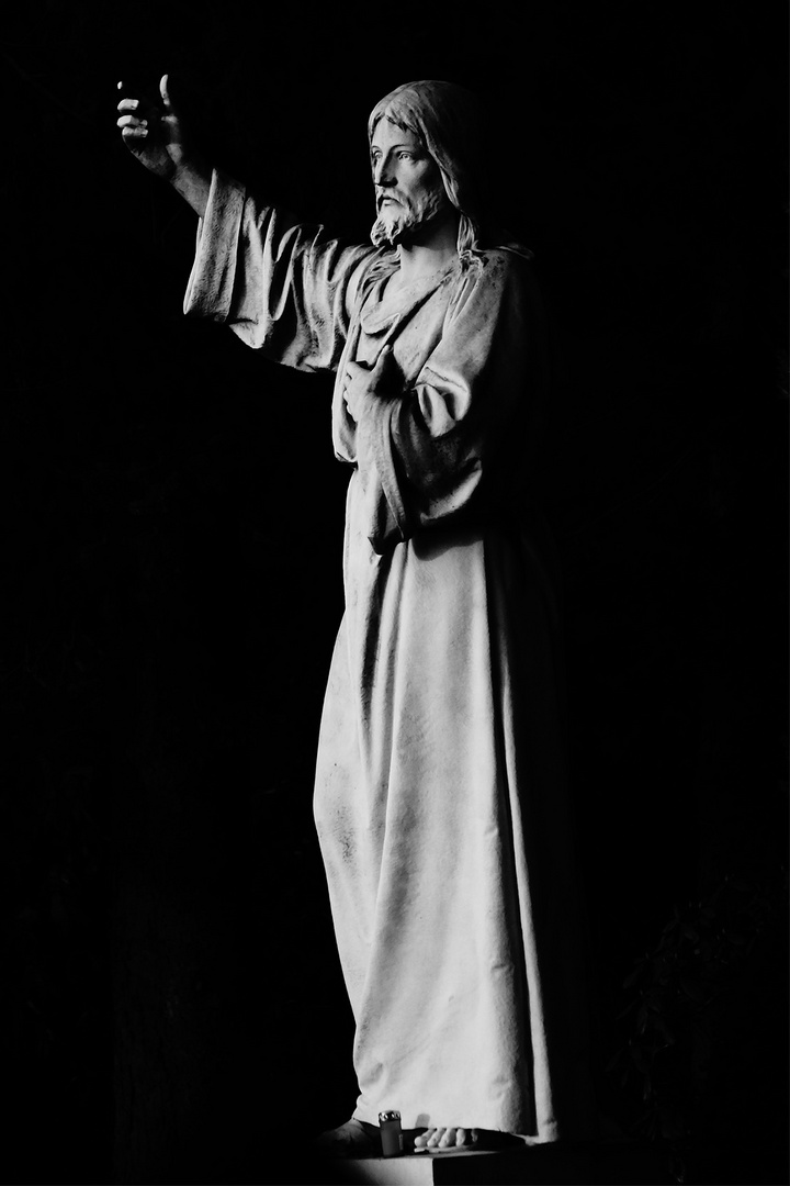 Große Jesus – Statue, Ohlsdorfer Friedhof in Hamburg