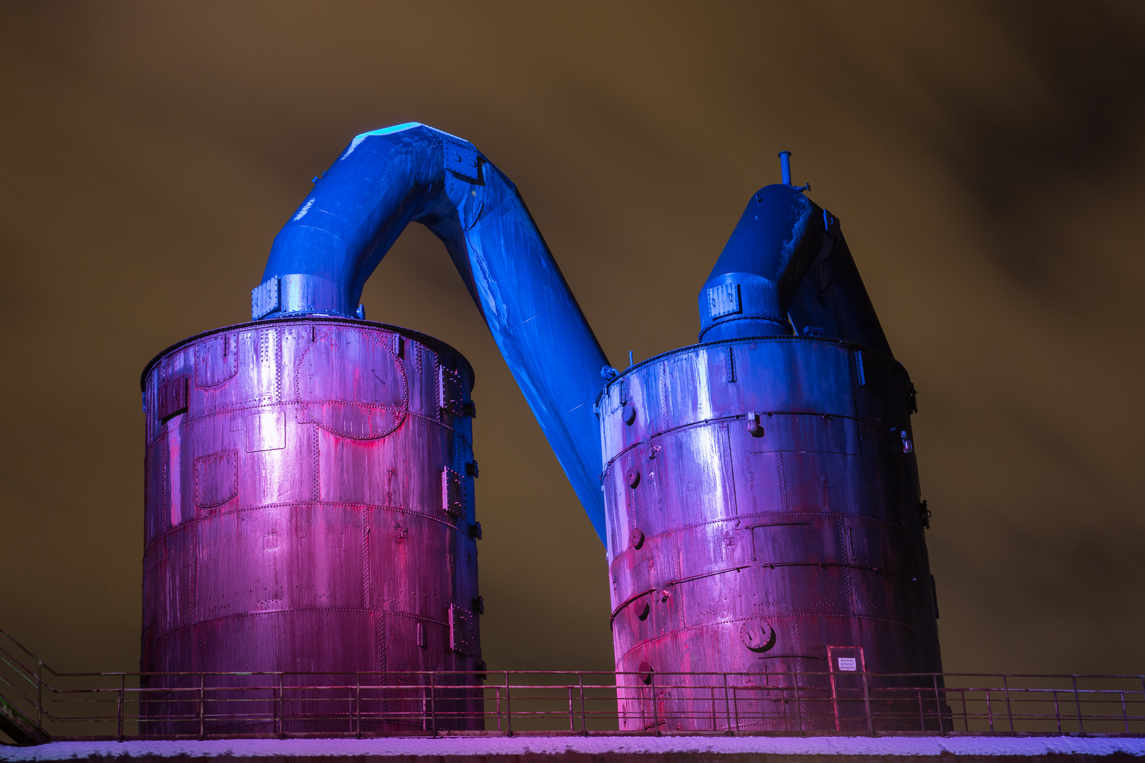 Große Kanister im Landschaftspark Duisburg