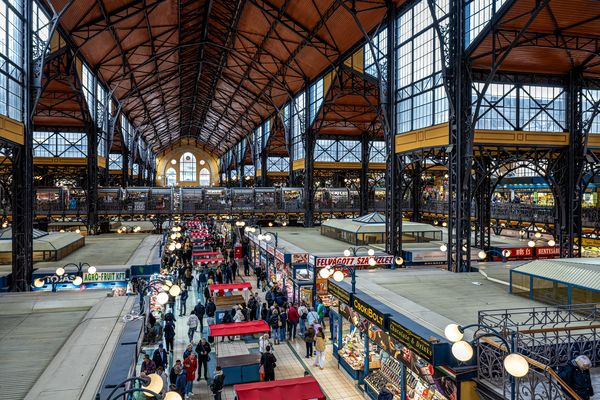 Große Markthalle 02