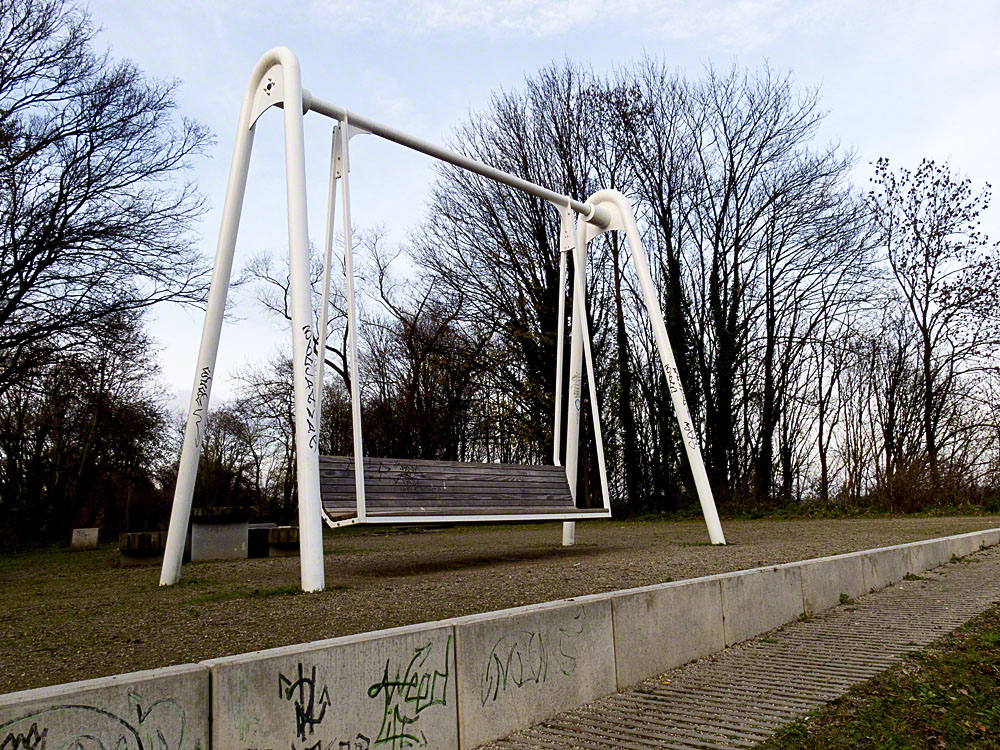 Große Schaukel auf der Höhenpromenade