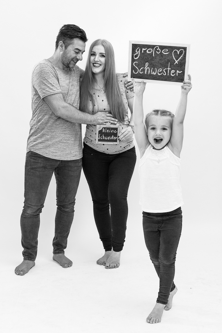 Große Schwester Und Die Jungfrau Große Schwester Und Die Jungfrau