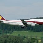 Grosse Schwester VQ-BSK Boeing 747-8