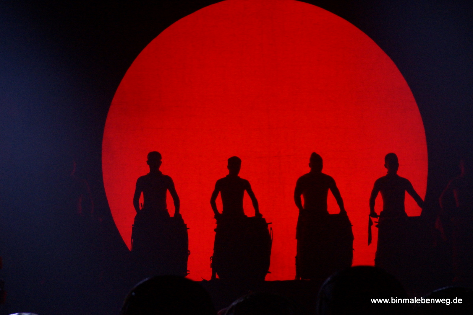 Große Show im Yunnan Art Theatre in Kunming II