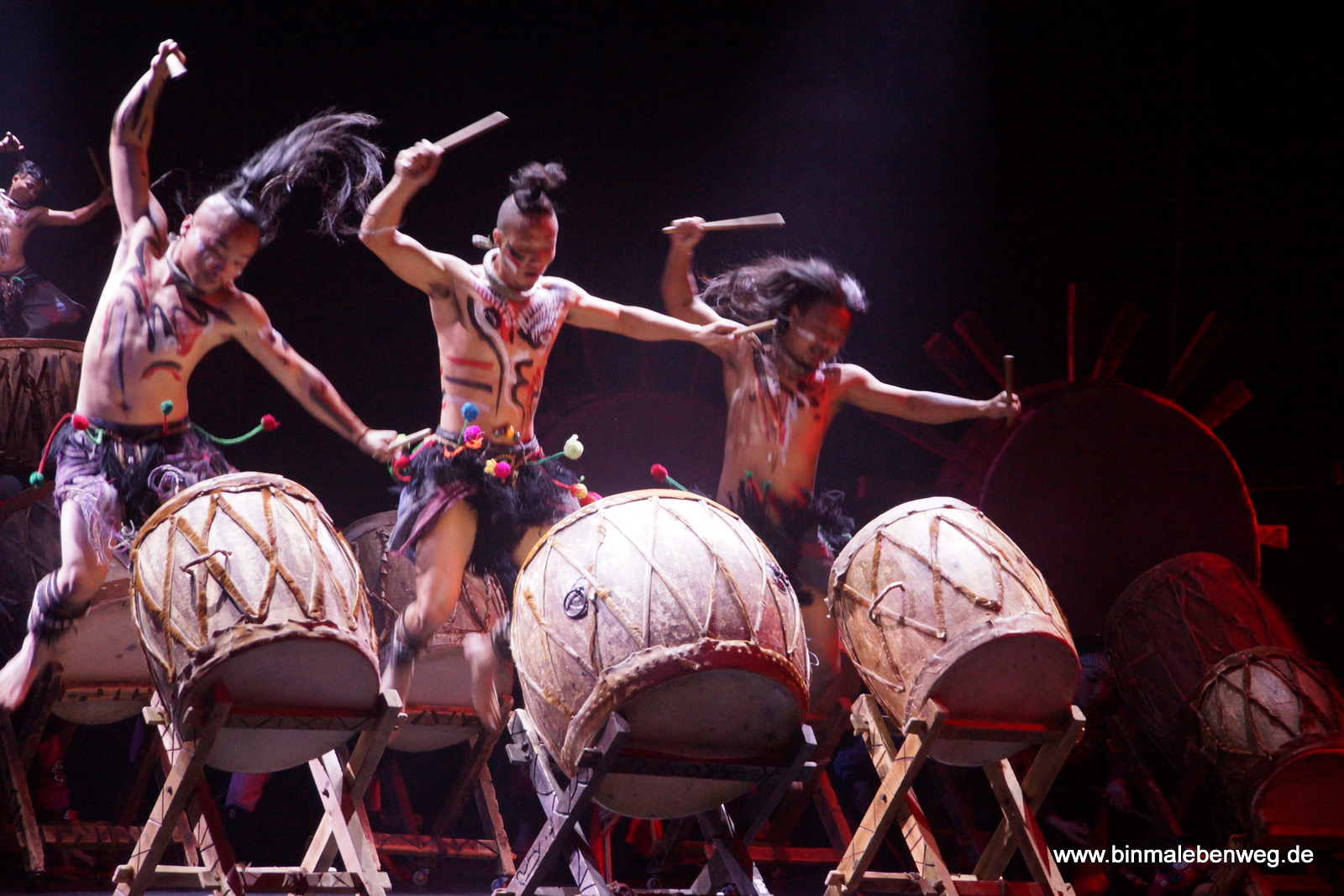 Große Show im Yunnan Art Theatre in Kunming III