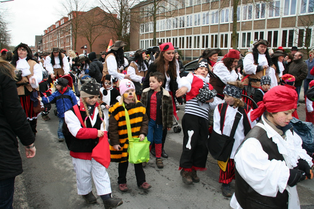 Große und kleine Piraten