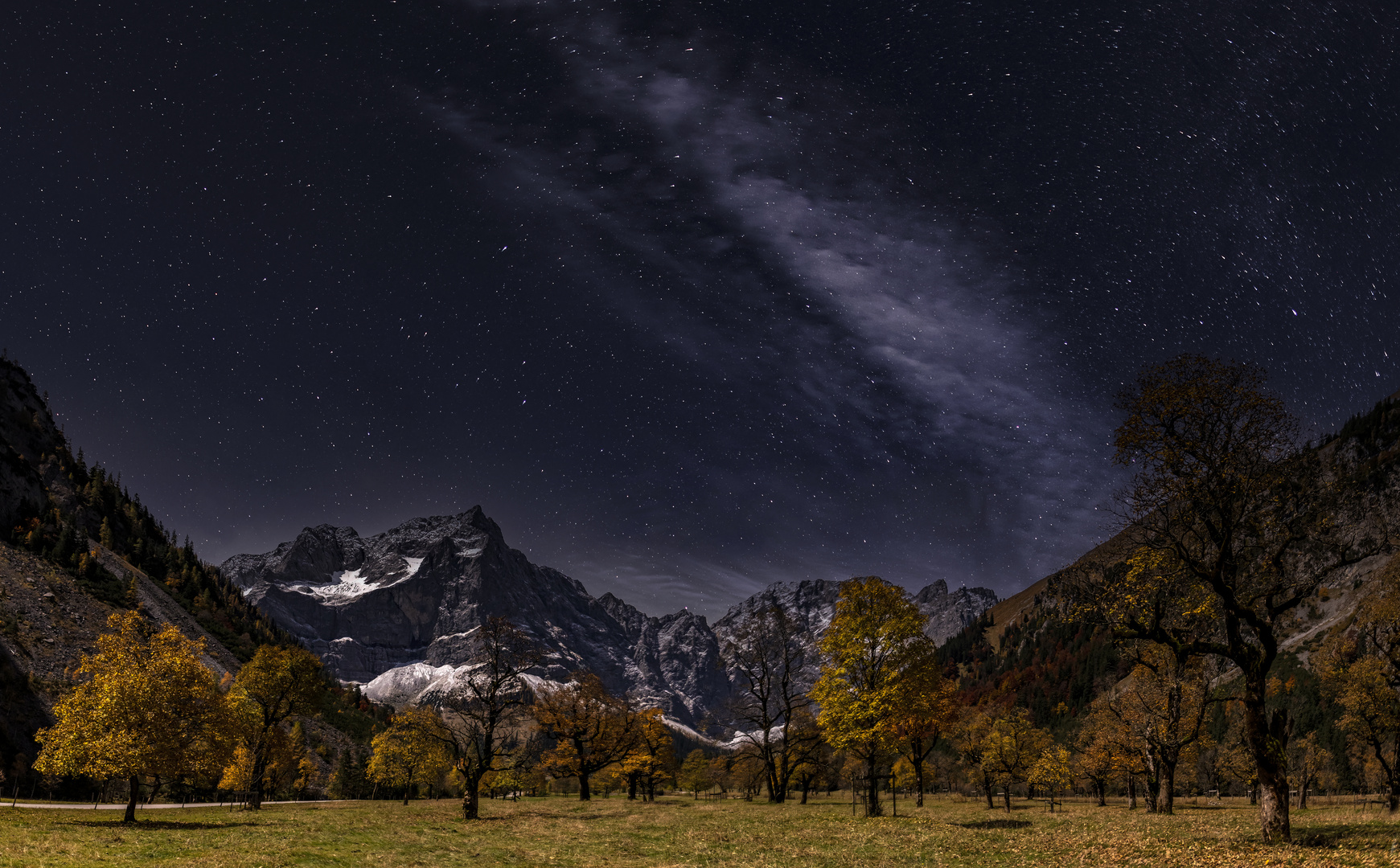 Großer Ahornboden bei Vollmond (Herbst im Karwendel 2)