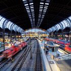 Großer Bahnhof mit langer Belichtung