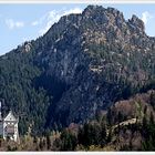 großer Berg u. kleines Schloss