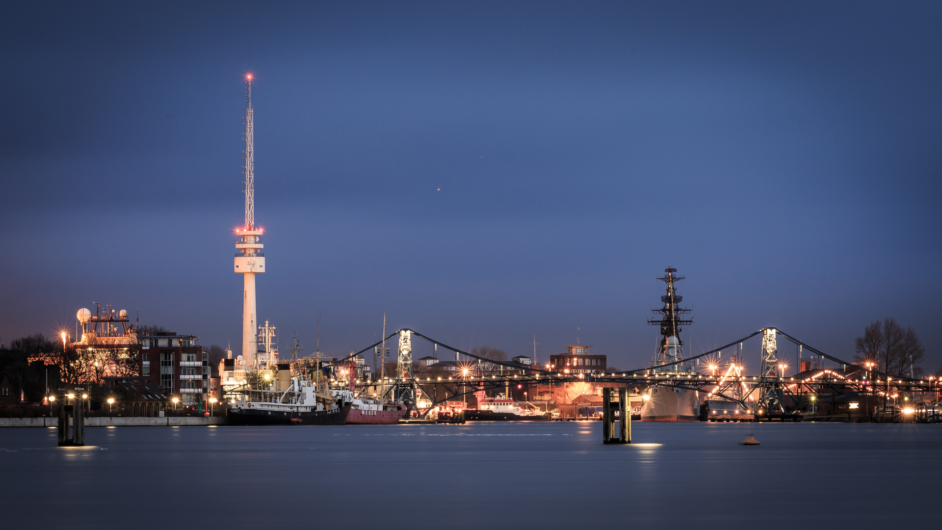 Großer Hafen in Wilhelmshaven