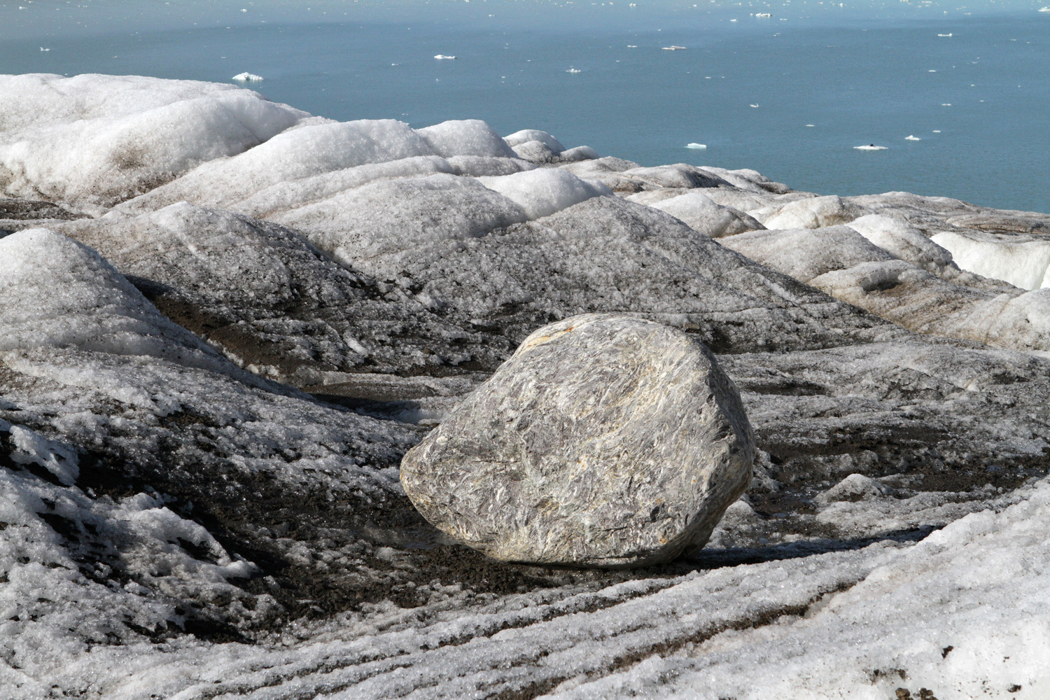 Grosser Stein Foto Bild Arctic Poles Arktis Bilder Auf Fotocommunity
