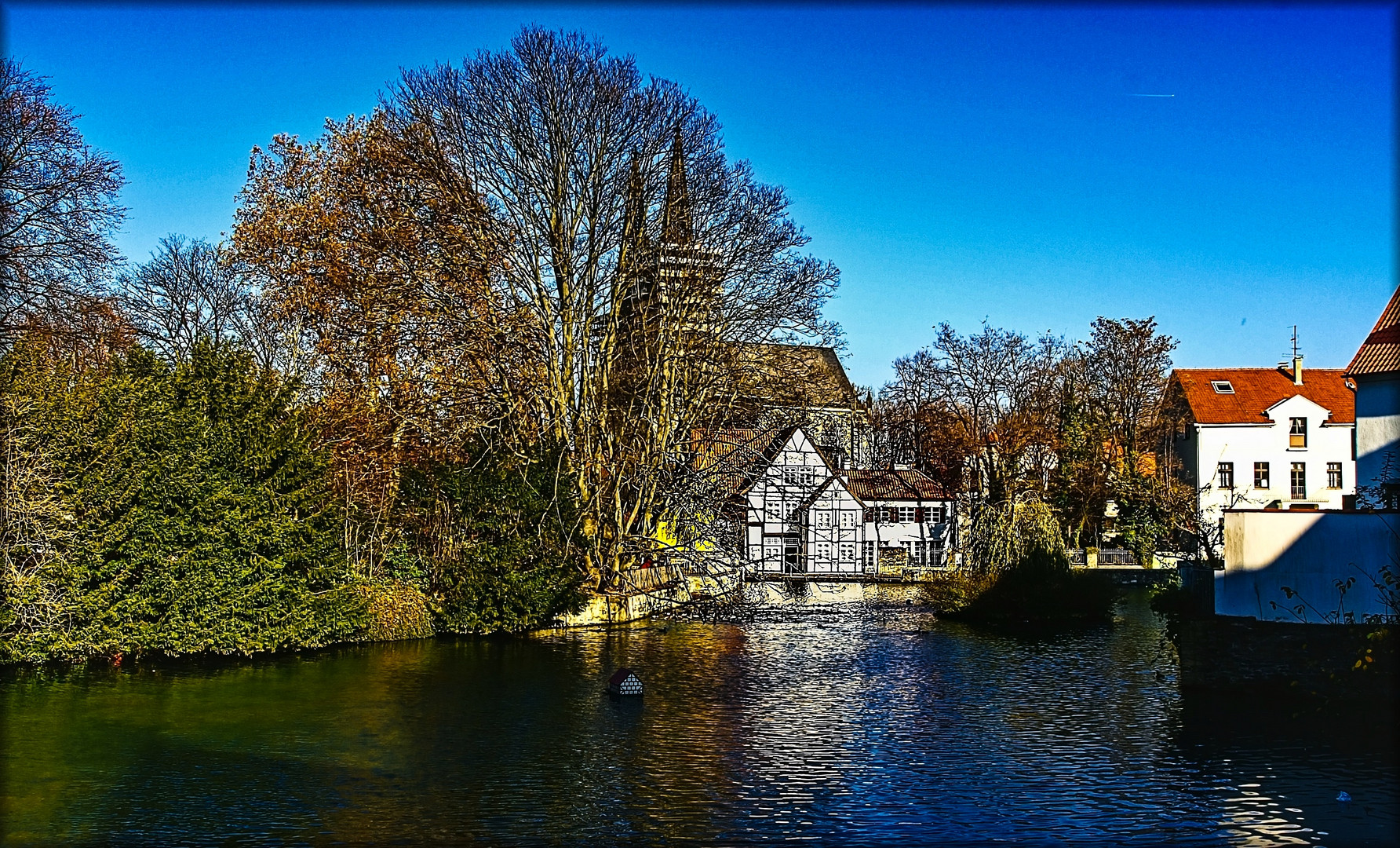 Großer Teich in Soest Foto & Bild kirche, teich, natur Bilder auf