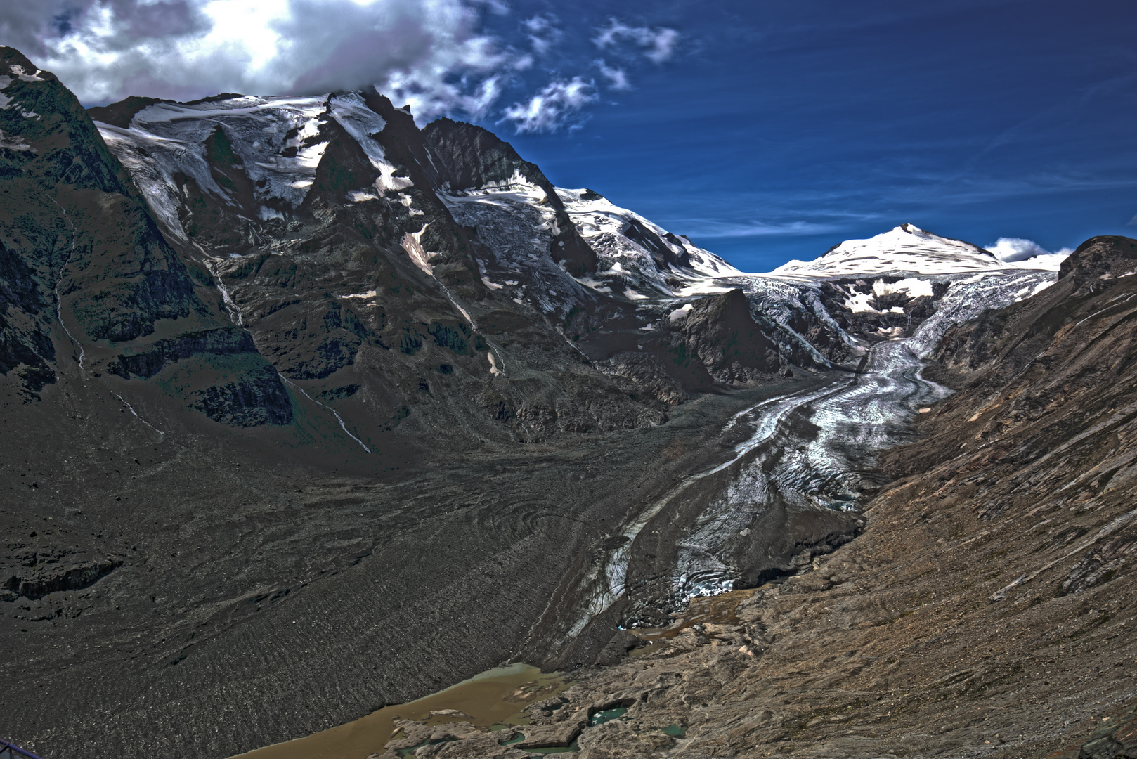 Großglockner imposant in HDR