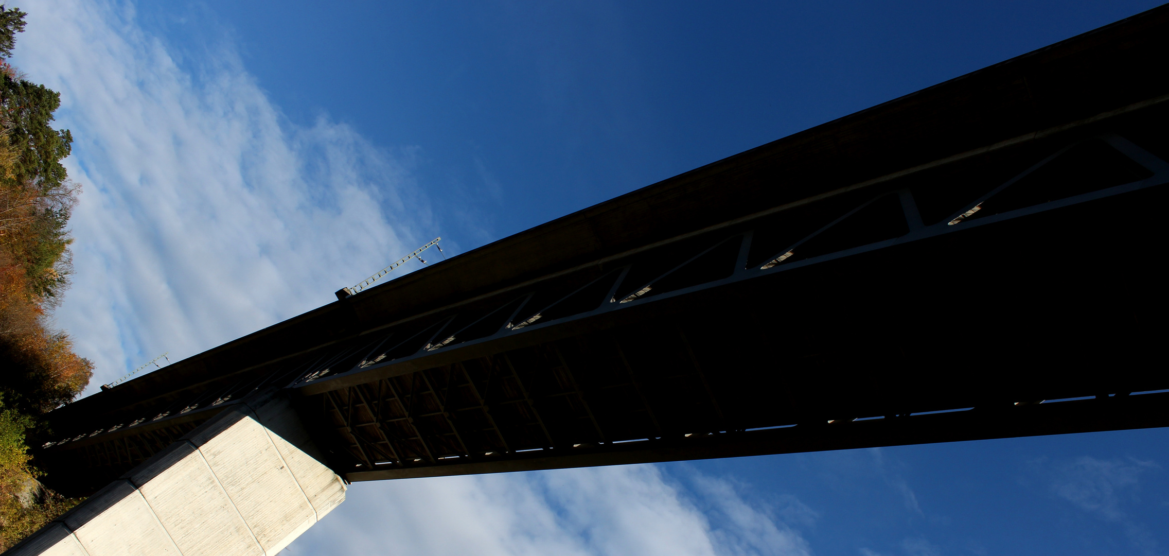 Großhesseloher Brücke