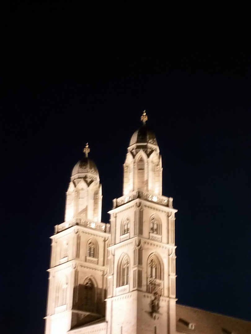 Grossmünster by night