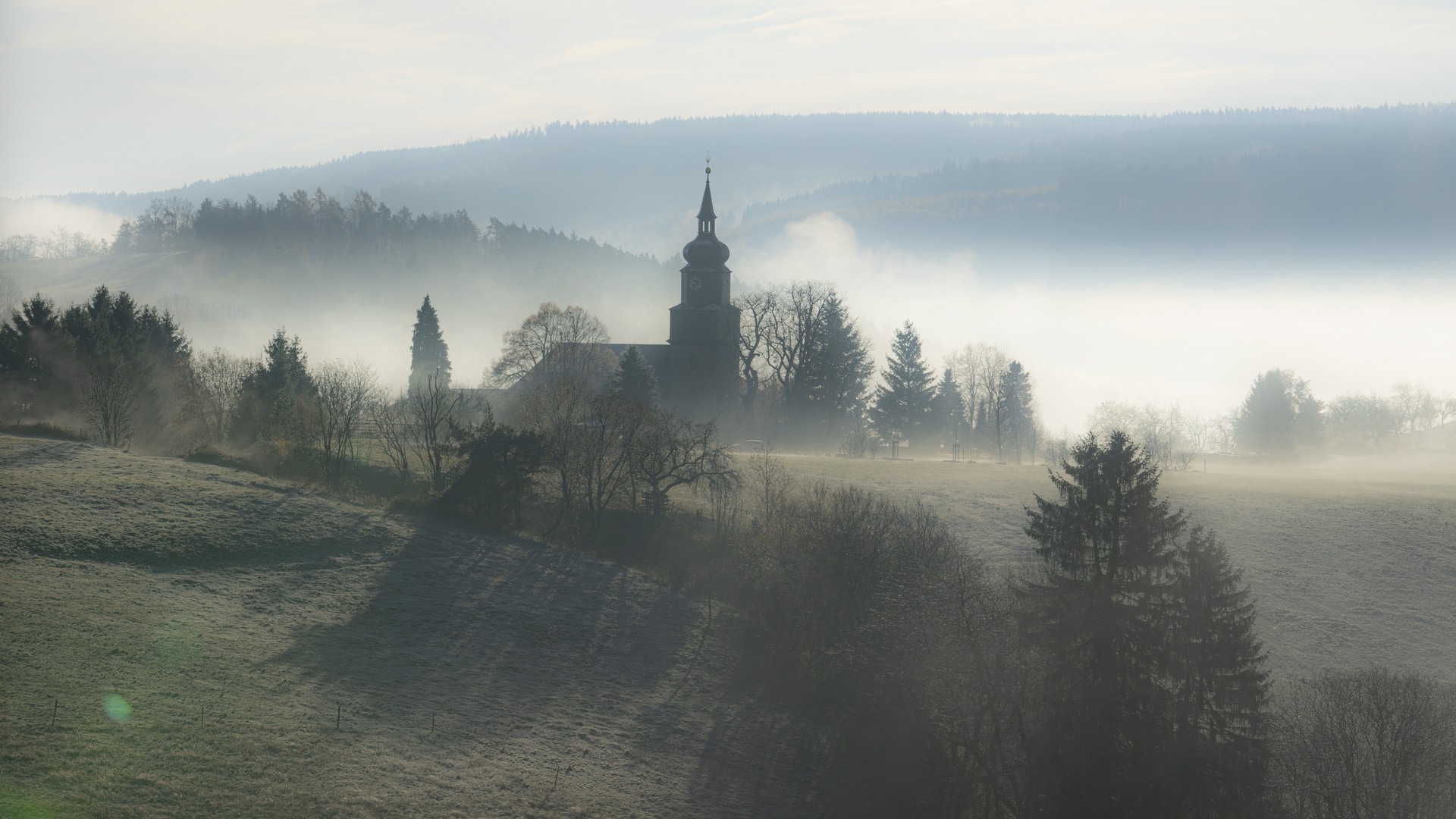 Großneundorf am Morgen