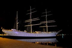 Großsegler "Gorch Fock" im Hafen Stralsund