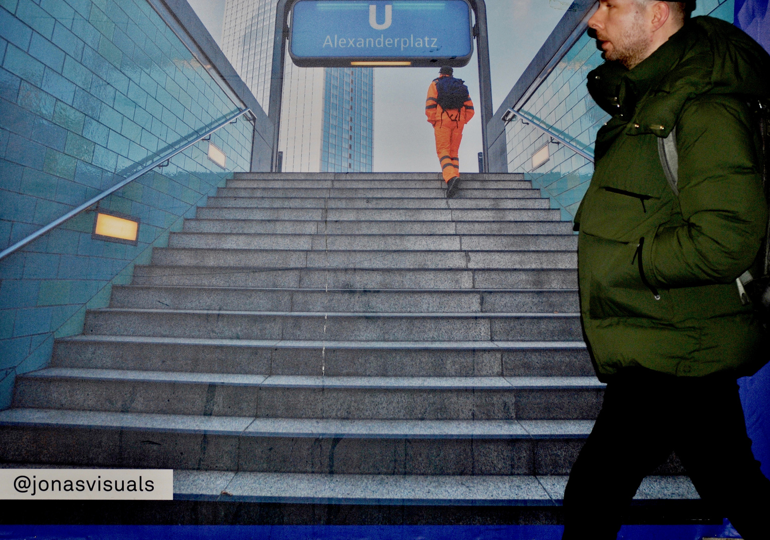 GroßStadt: Laufen: Treppen und durch's Bild