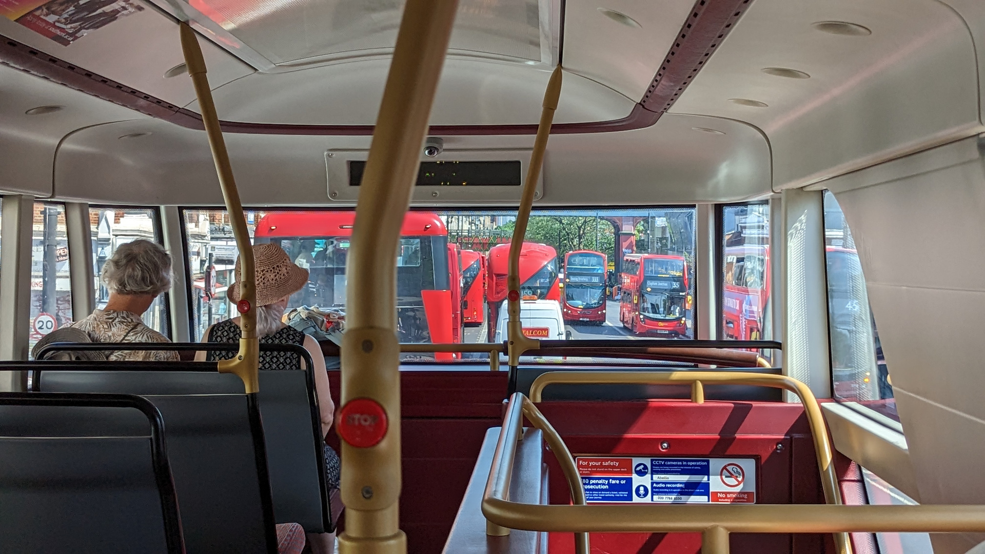 Großtreffen der Doppeldecker