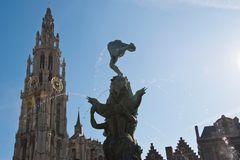 Grote Markt - 07 - Cathedral of Our Lady and Brabo Fountain