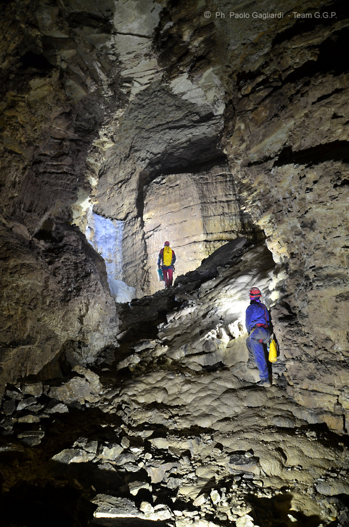 Grotta del Chiocchio-Verso la Cascata Bianca