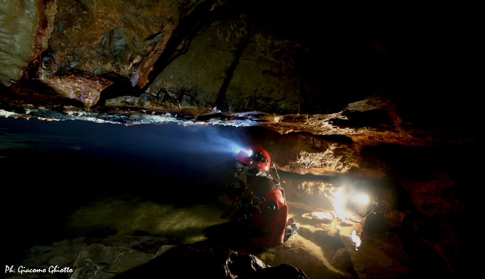 GROTTA DEL GORGO SANTO SUPERIORE - SUB