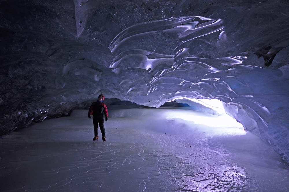 Grotta sottoglaciale (12)