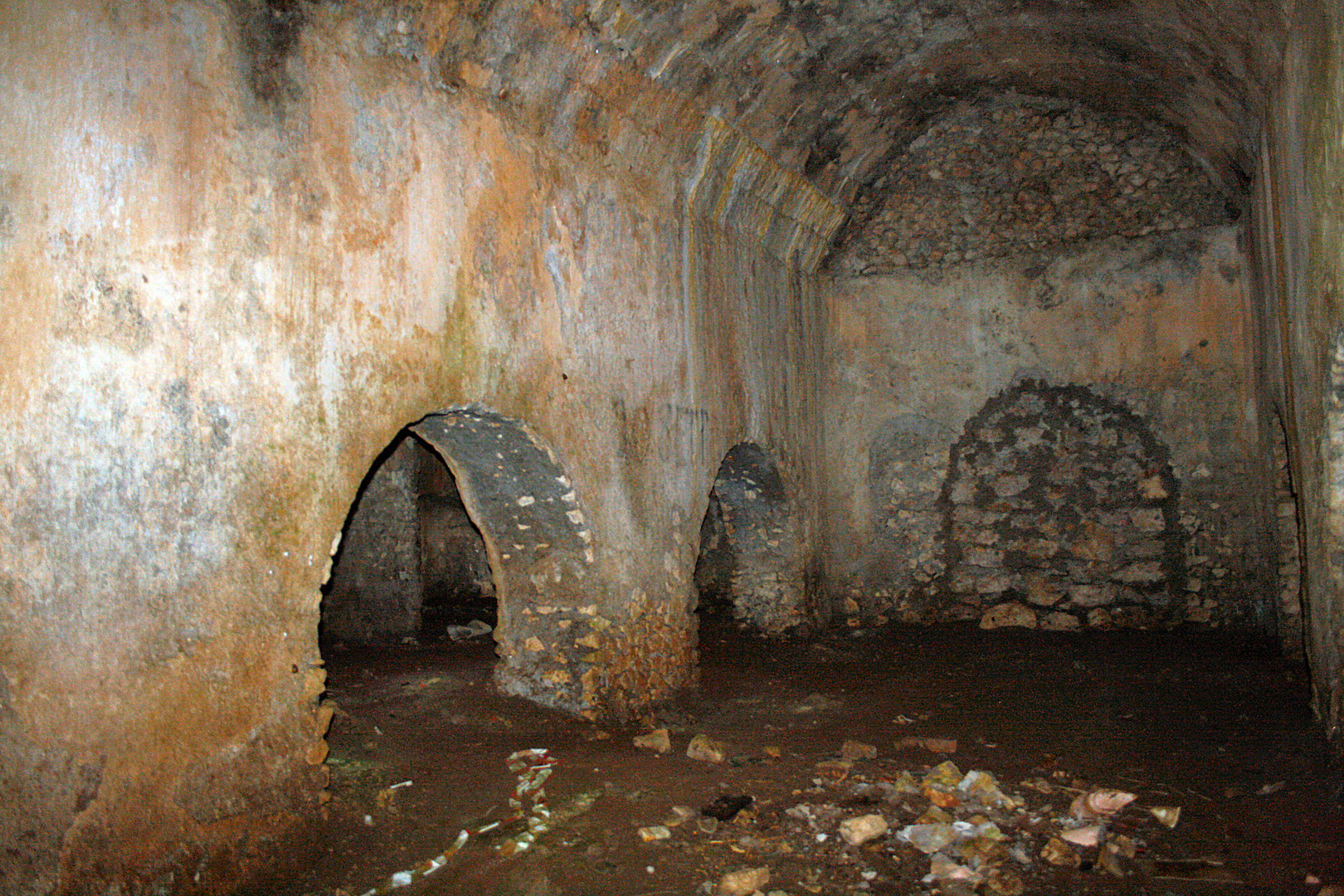 Grotte dei Vici - La più grande cisterna romana del lazio - Marcellina (RM)