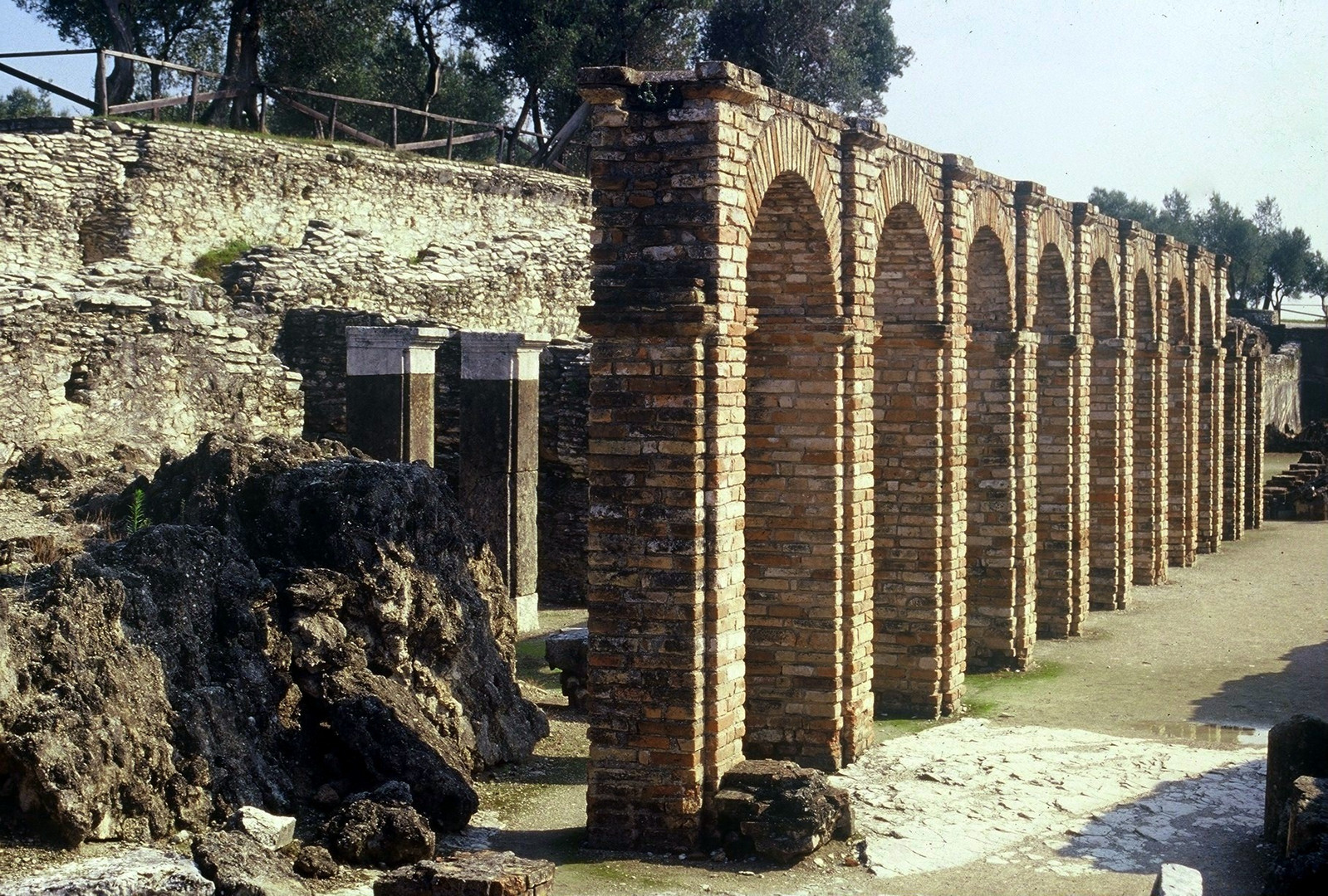 Grotte di Catullo 2