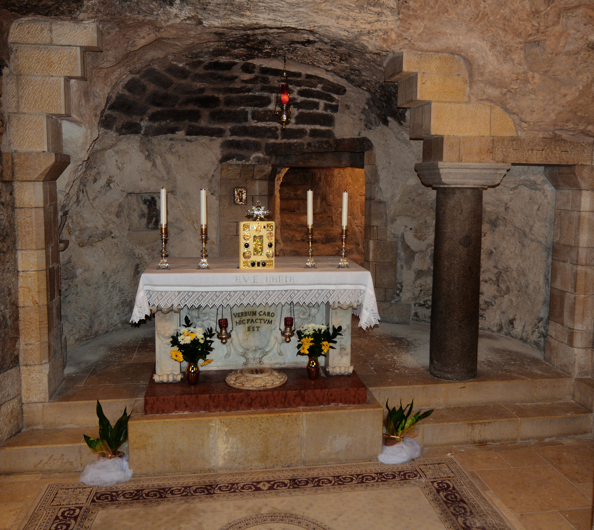 Grotte in der Verkündigungskirche in Nazareth