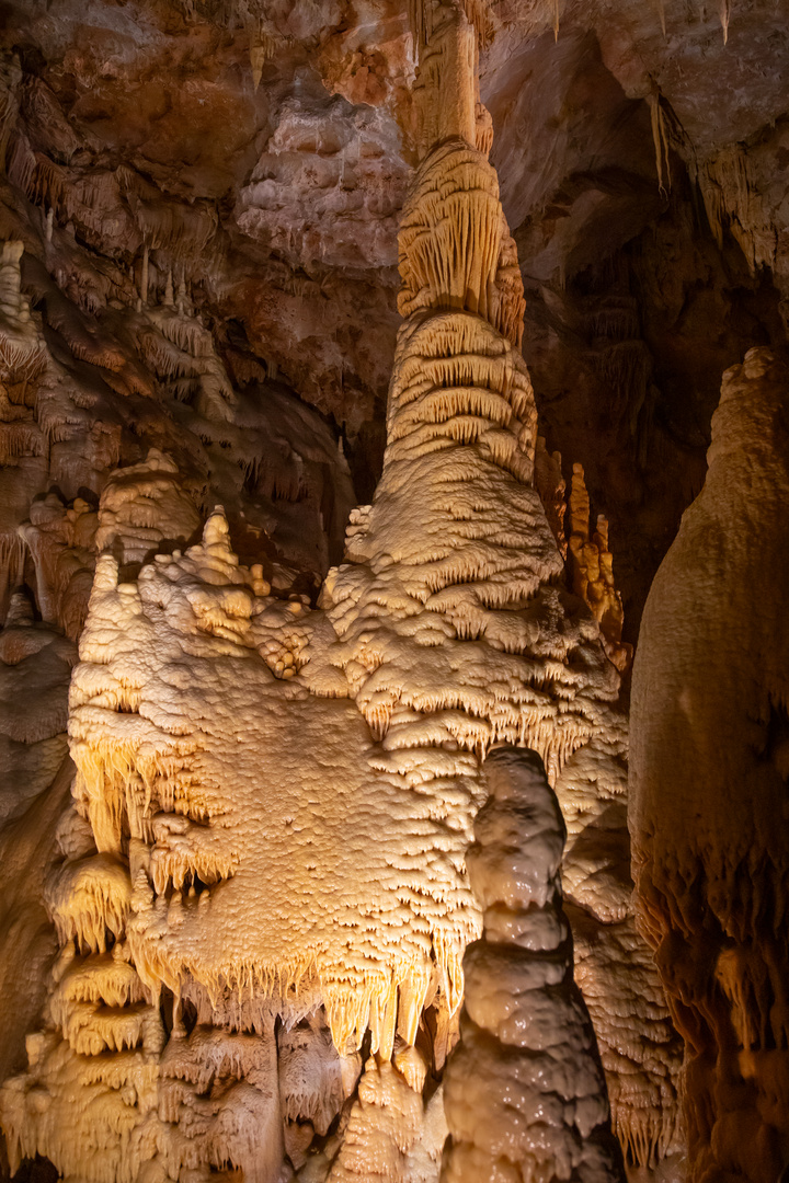 Grotte von Dargilan 2