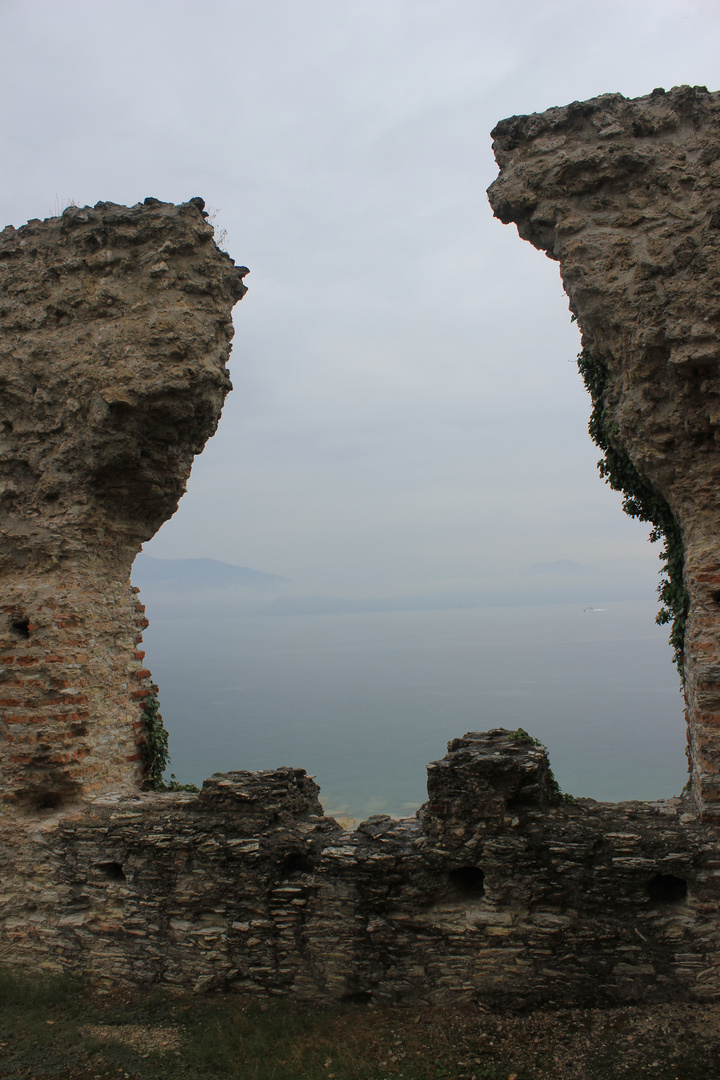 "Grotten des Catull", Sirmione/ Italien