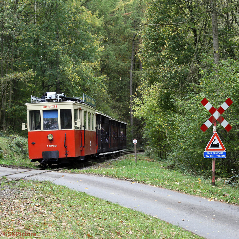 Grottenbahn