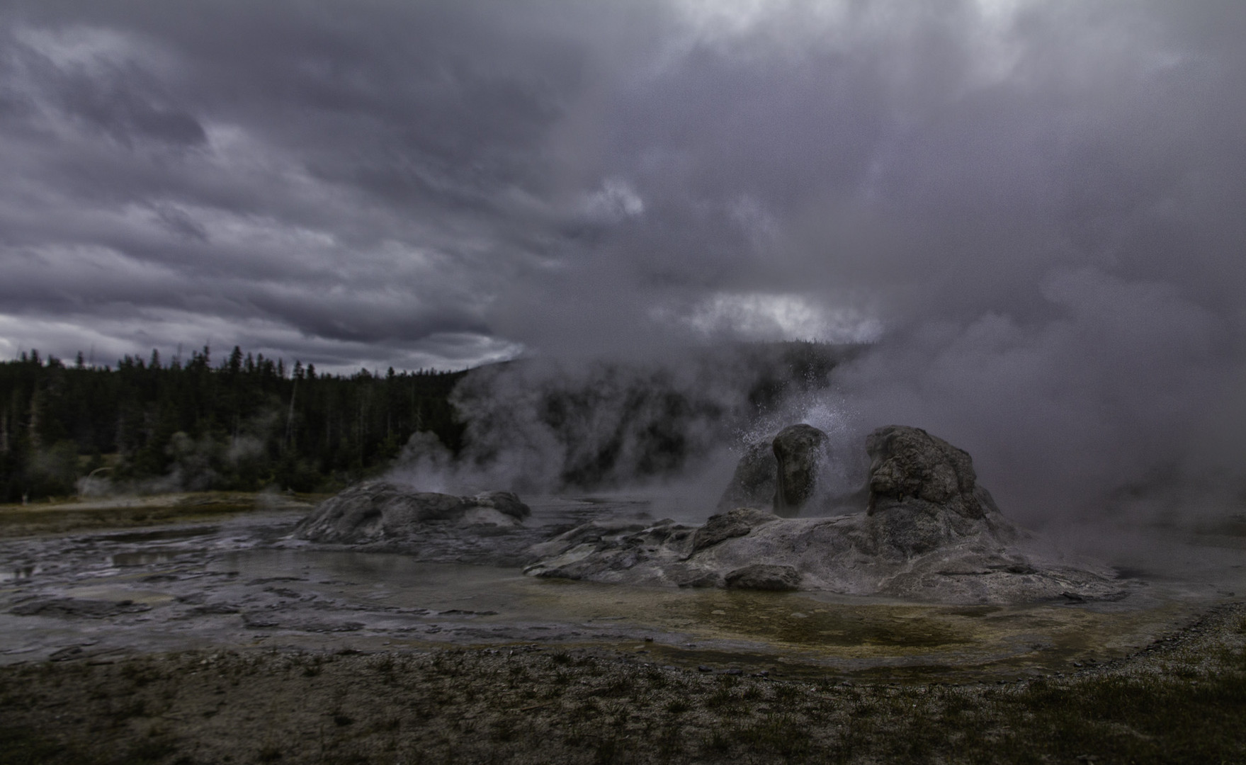 Grotto Geyser