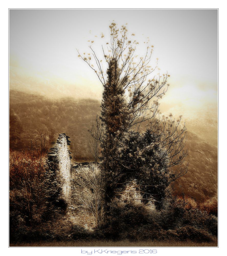 Grotto Ruine sepia