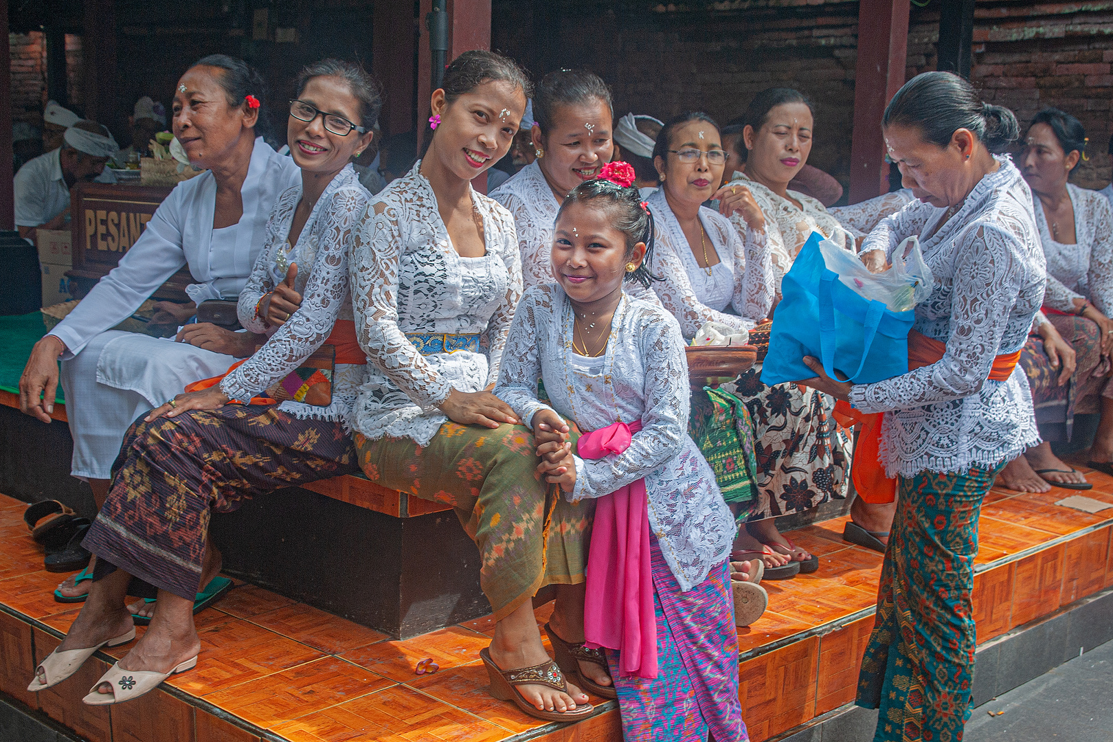 Group photo of temple goers