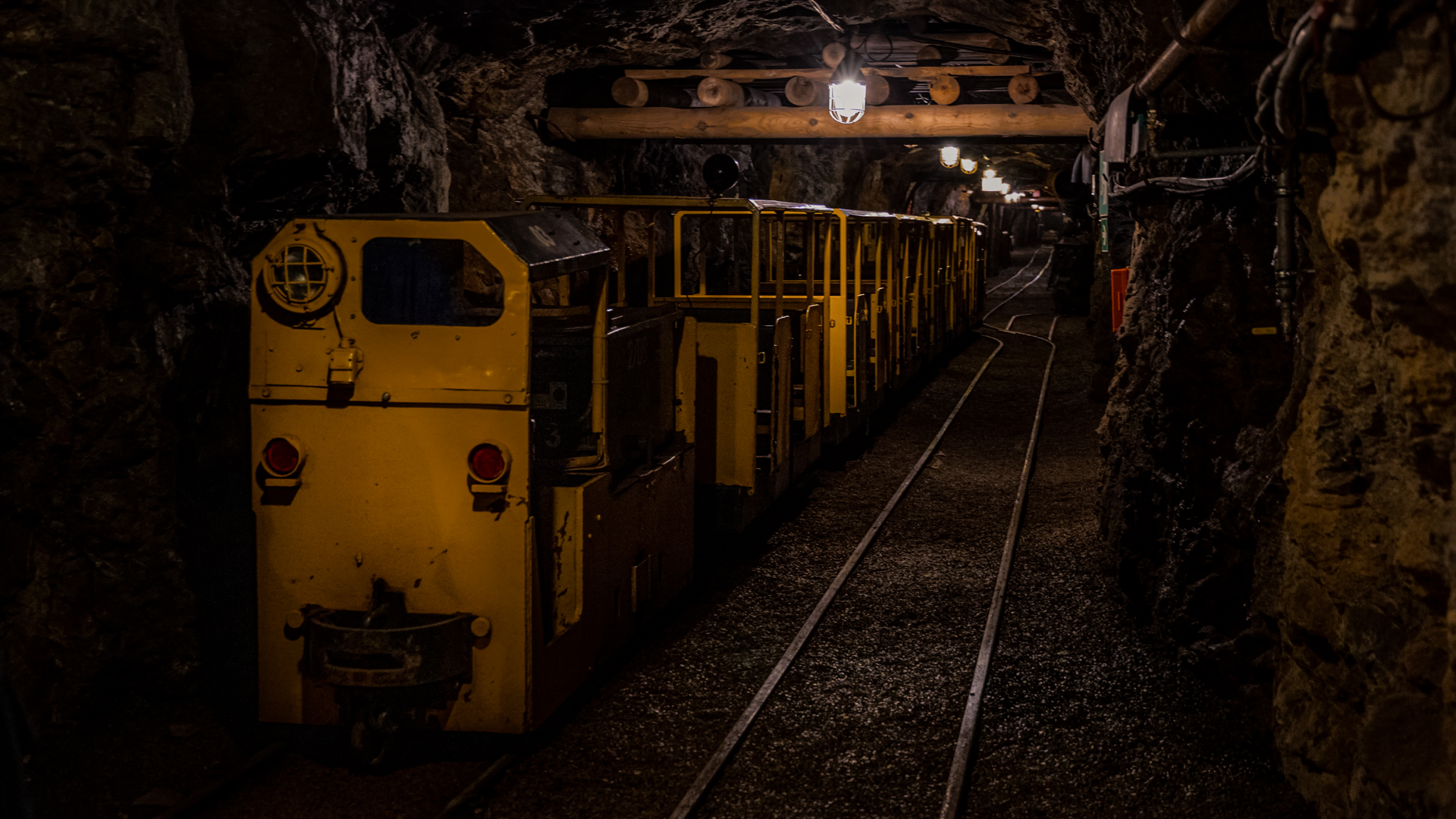 Grubenbahn im Markus-Röhling-Stolln