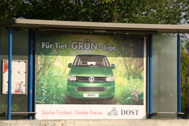 GRÜN